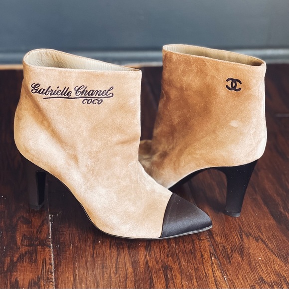 Authentic coco Chanel Gabrielle beige Black suede boots sz 37 6.5 short booties - Picture 5 of 8